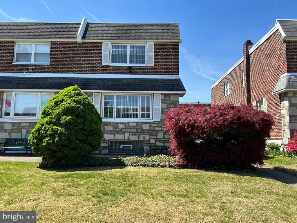 3016 Vista Street, Philadelphia, PA 19152 Main Photo