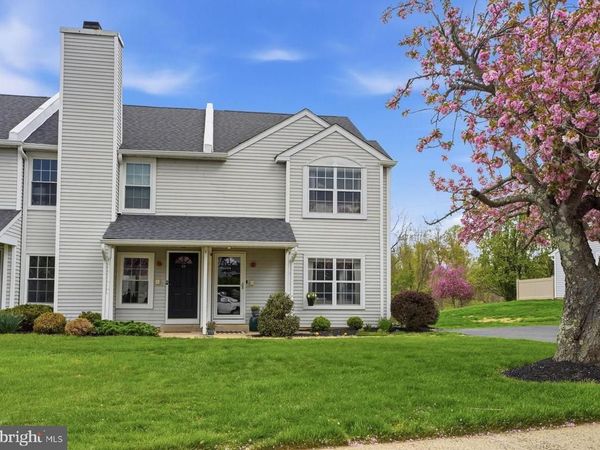 64 STOCKTON COURT, NEWTOWN, PA 18940