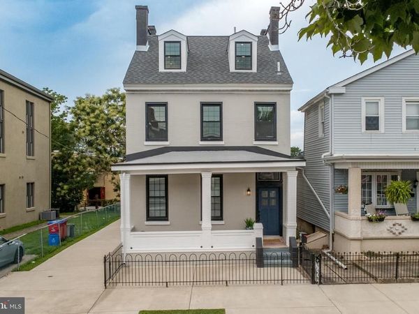 327 WOOD STREET , BRISTOL, PA 19007