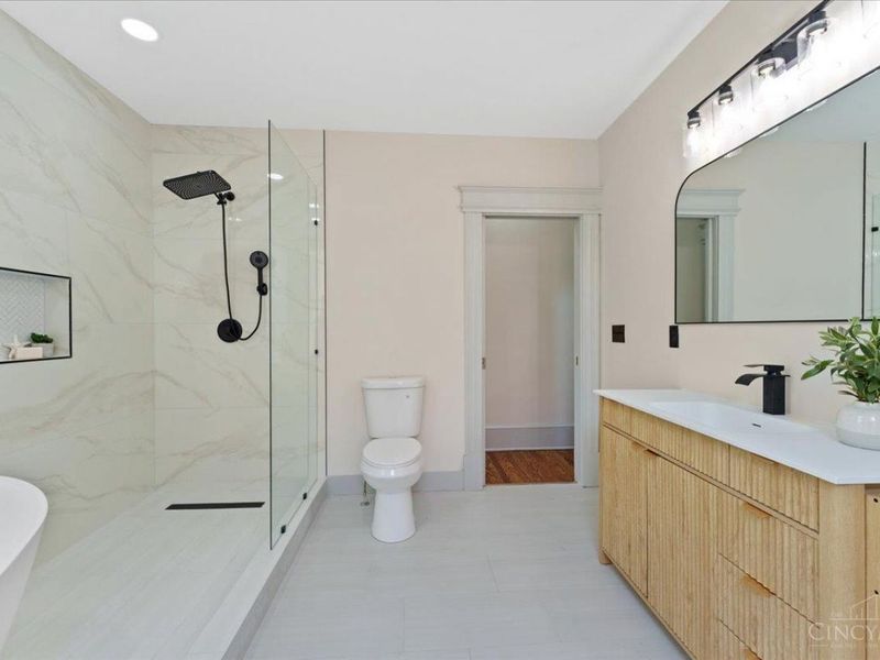 1840 Clarion Avenue, Cincinnati, OH 45207 Photo 45