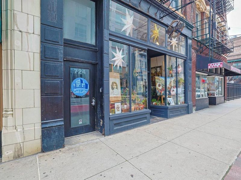 724 Main Street, Unit 5, Cincinnati, OH 45202 Photo 3