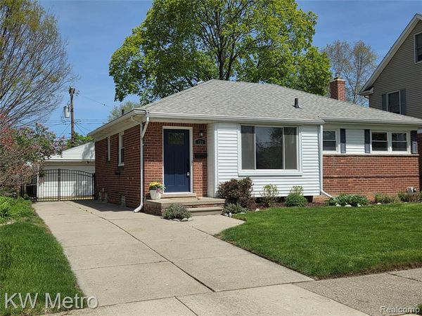 122 Jeffrey Avenue, Royal Oak, MI 48073