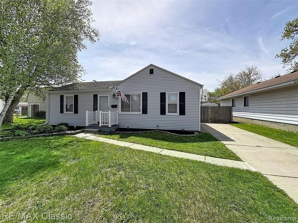28455 Birchlawn Street , Garden City, MI 48135
