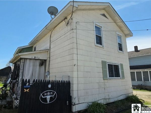 9 Colwell Street , Portville, NY 14770