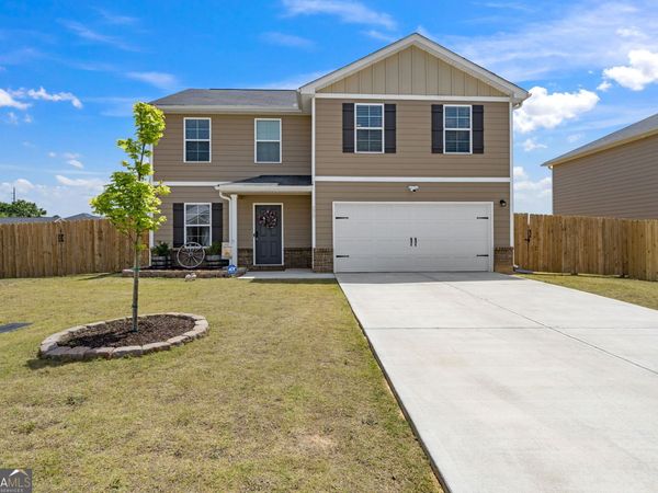 238 Isabella Way, Byron, GA 31008