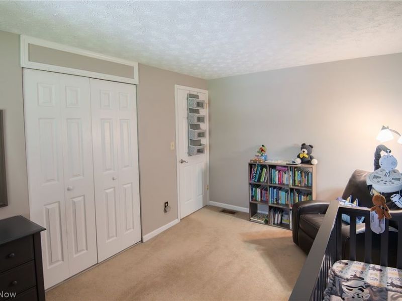 2220 Elm Trace Street, Austintown, OH 44515 Photo 12
