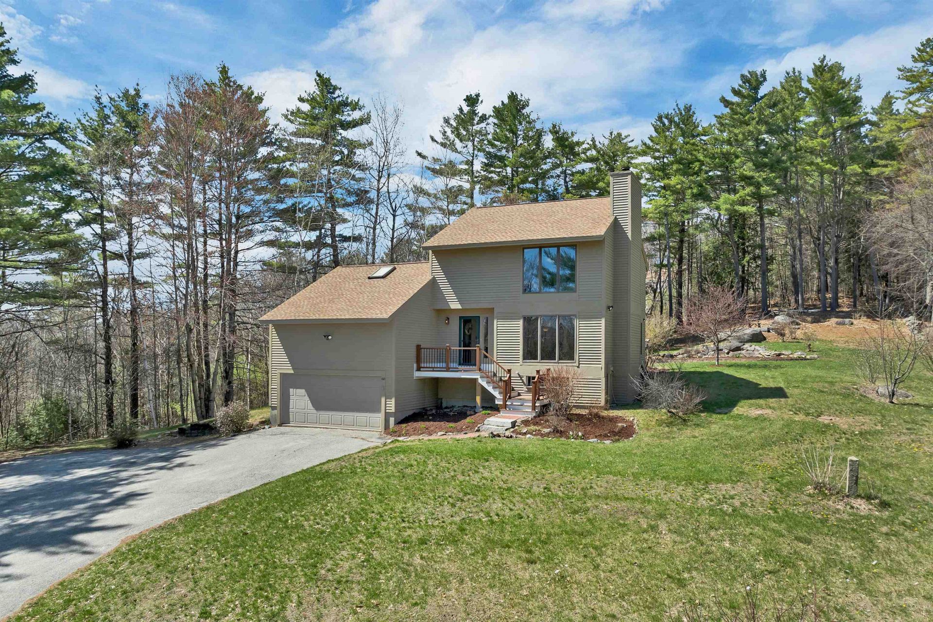 68 Stagecoach Road, Sunapee, NH 03782 Main Photo
