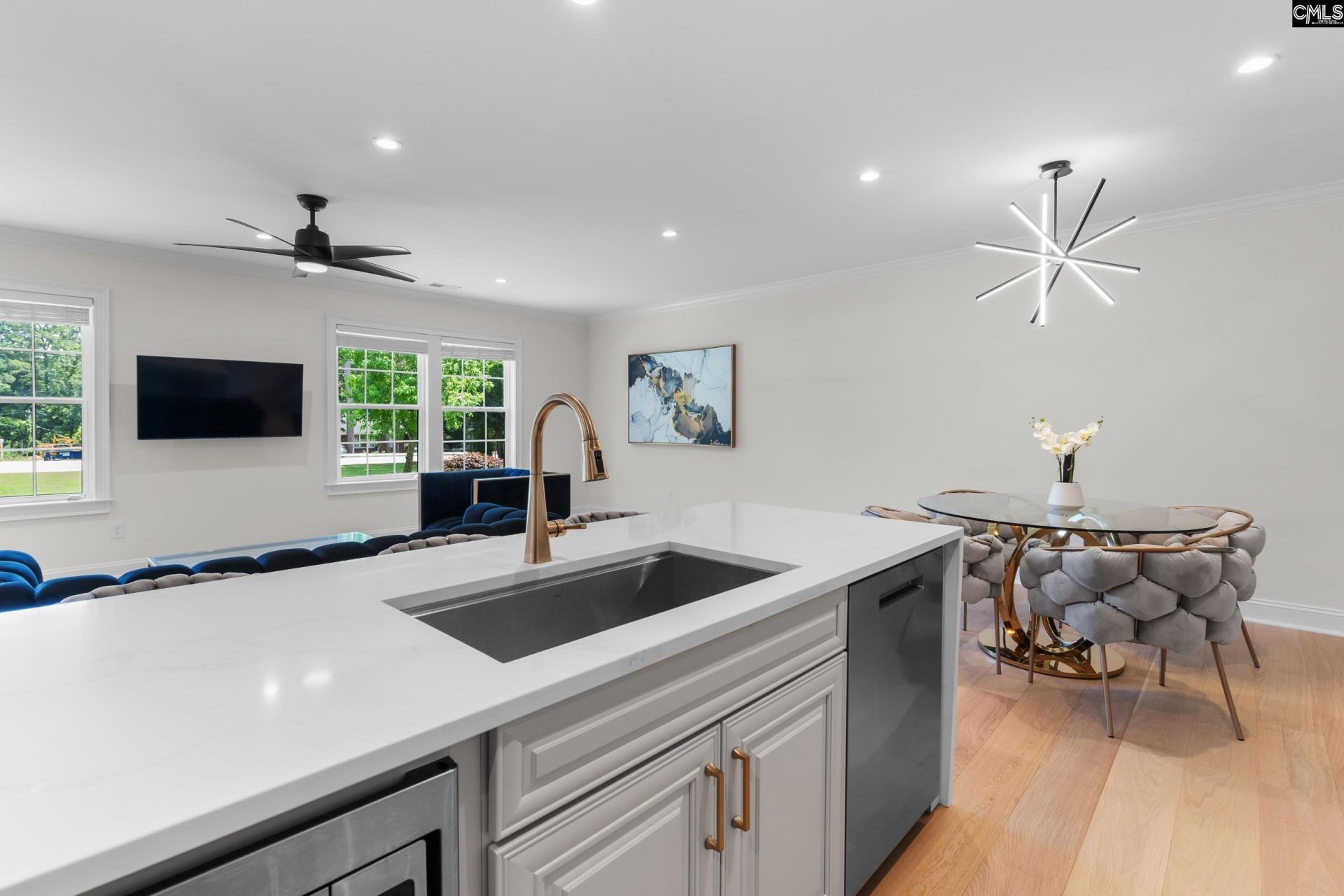 409 N Trenholm Road  Photo 16