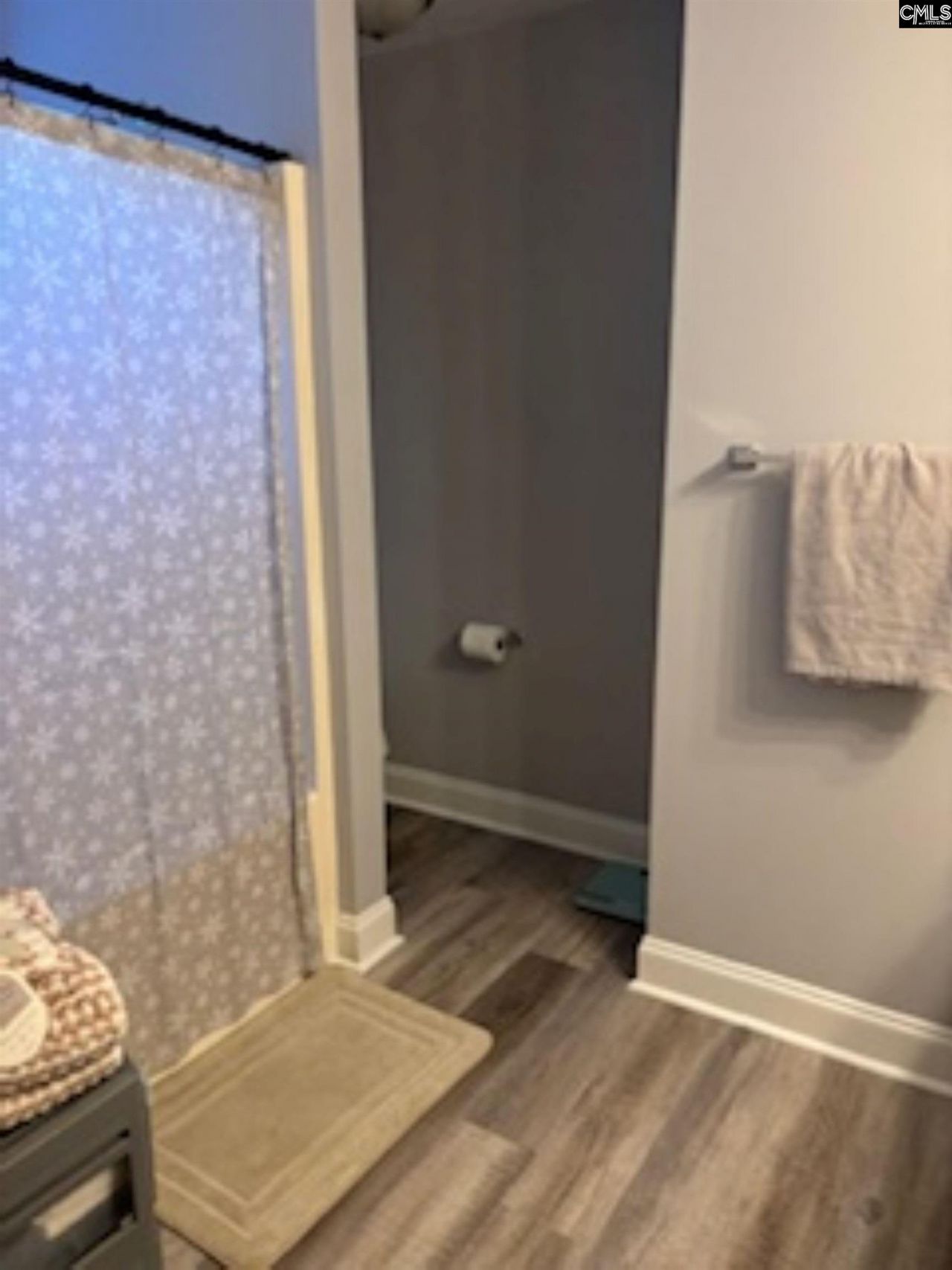 180 Cricket Hill  Photo 9