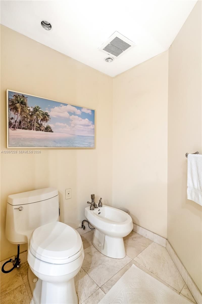 Please Call For Address, Unit 7B, Aventura, FL 33180 Photo