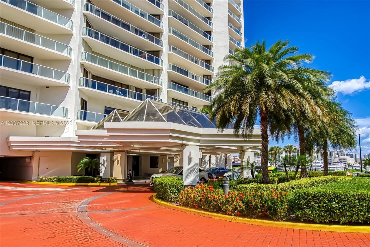 Please Call For Address, Unit 7B, Aventura, FL 33180 Photo