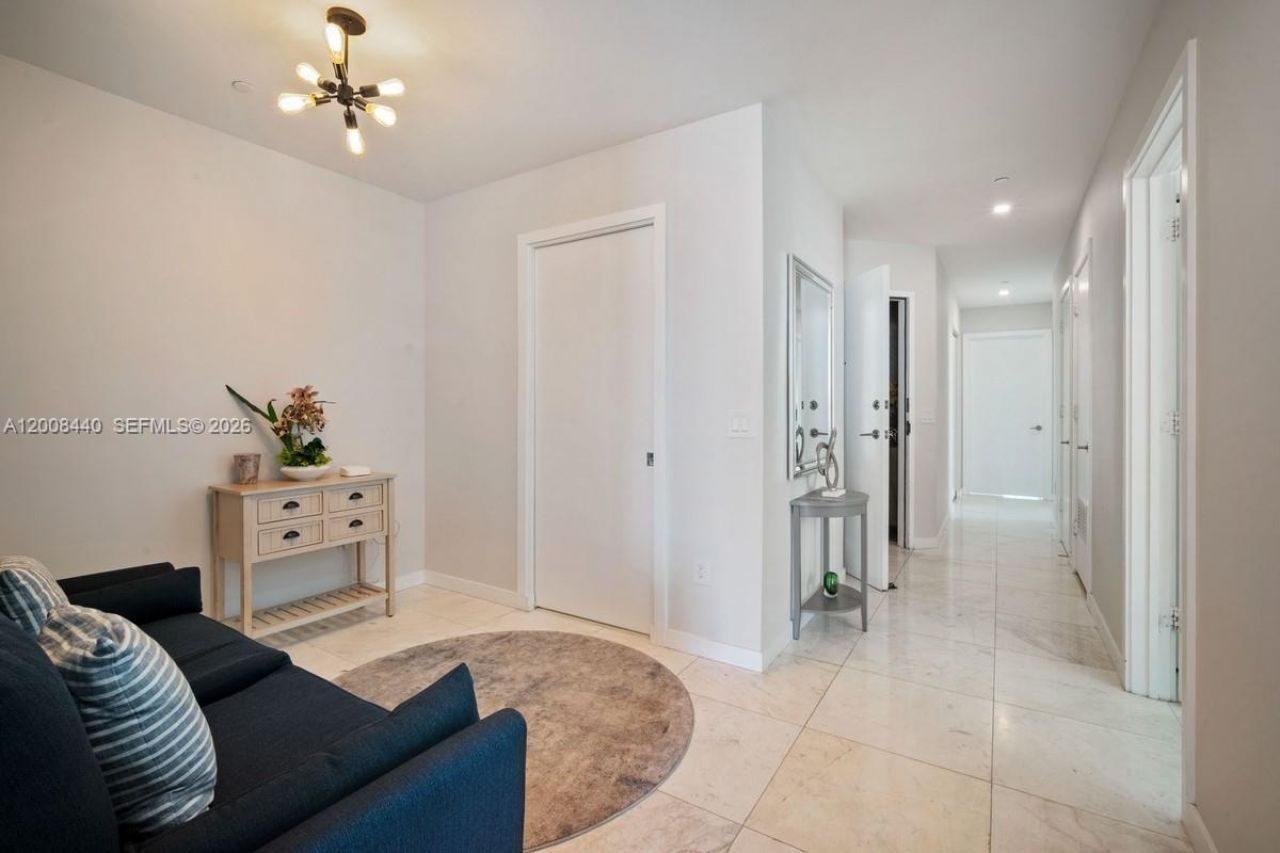 480 NE 31, Unit 2707, Miami, FL 33137 Photo