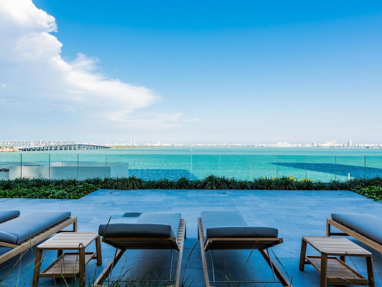 480 NE 31, Unit 2707, Miami, FL 33137 Photo