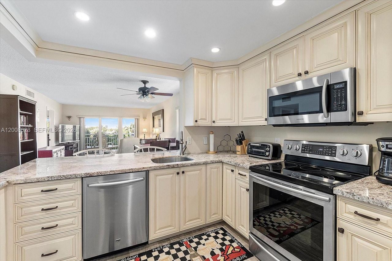 1770 S Ocean Blvd, Unit 308, Lauderdale by the Sea, FL 33062 Photo