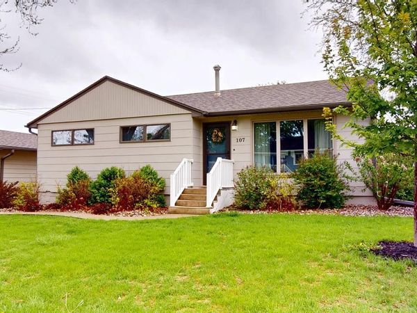 107 6th Avenue, Sully, IA 50251