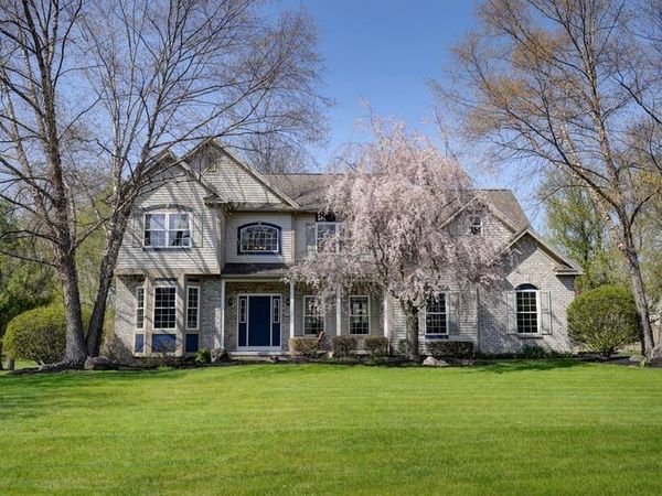 4 Splendor Wood Drive , Penfield, NY 14526