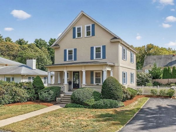 39 Twitchell, Wellesley, MA 02481