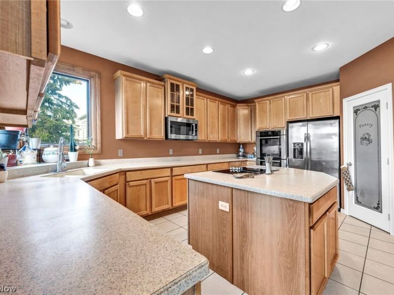 3382 Burgundy Circle, Avon, OH 44011 Photo 20