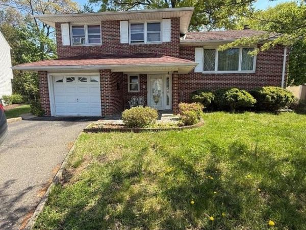 1282 Marcella Dr, Union, NJ 07083