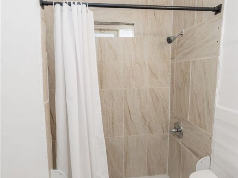 1519 Ridgewood Avenue, Unit Up, Lakewood, OH 44107 Photo 23