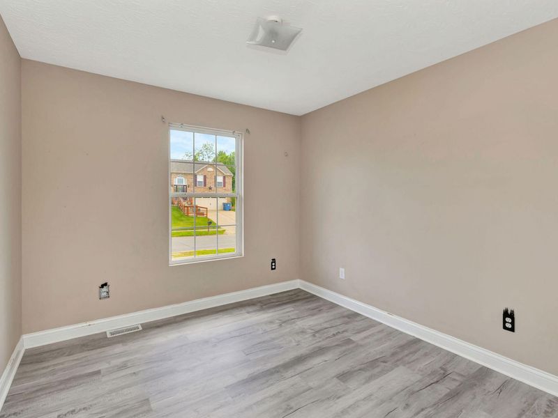 304 Eagle Creek Drive, Dry Ridge, KY 41035 Photo 13