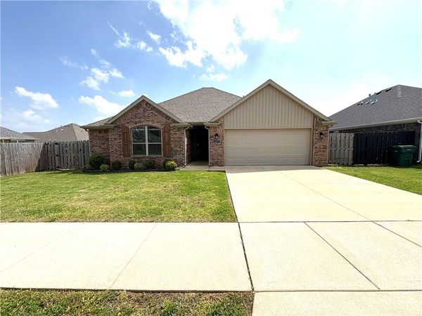 427 Tyler Road , Farmington, AR 72730