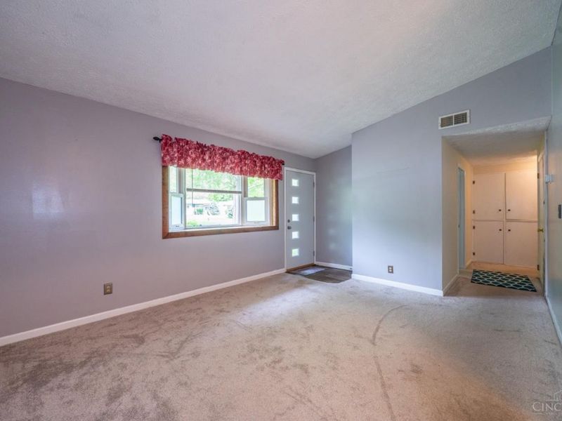 89 Lower Hillside Drive, Bellbrook, OH 45305 Photo 5