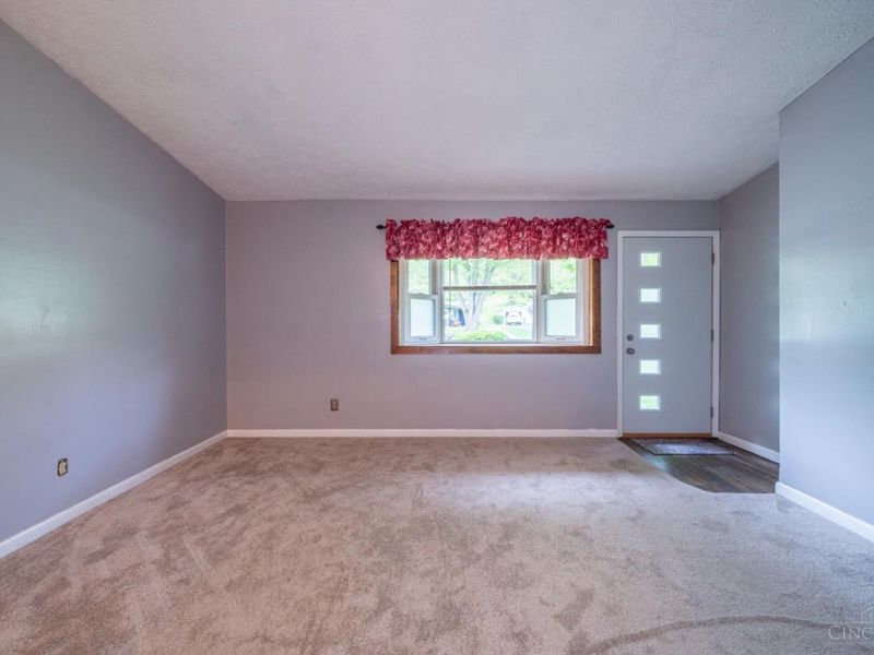 89 Lower Hillside Drive, Bellbrook, OH 45305 Photo 6