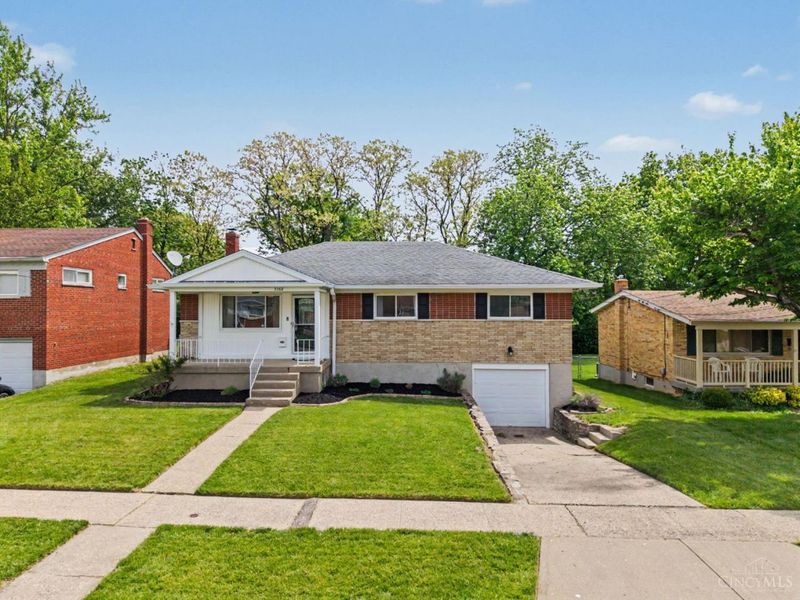 3368 Glenmont Lane, Green Township, OH 45248 Photo 1