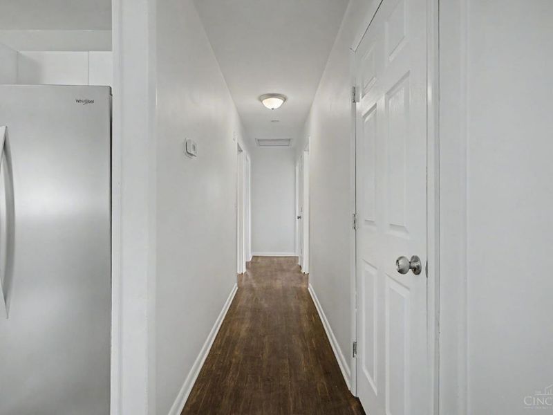 3368 Glenmont Lane, Green Township, OH 45248 Photo 14