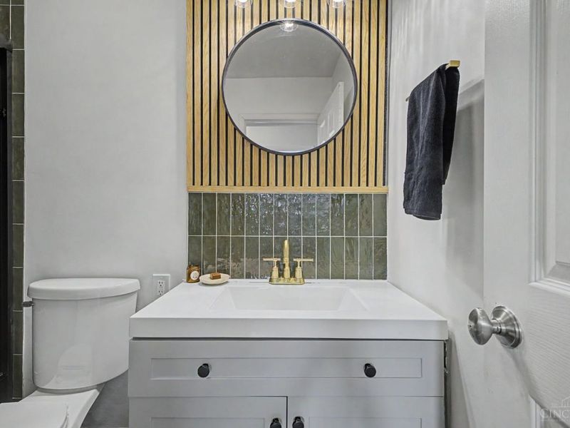 3368 Glenmont Lane, Green Township, OH 45248 Photo 18