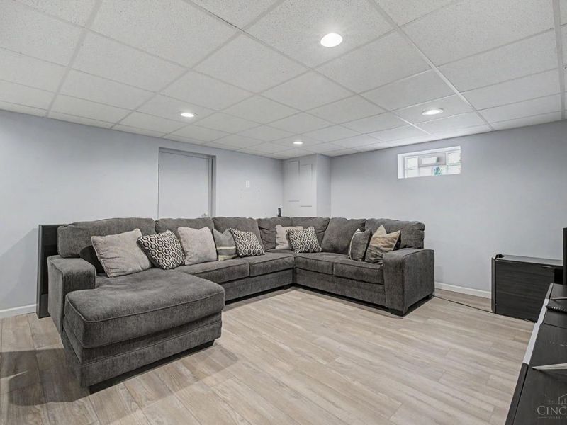 3368 Glenmont Lane, Green Township, OH 45248 Photo 24