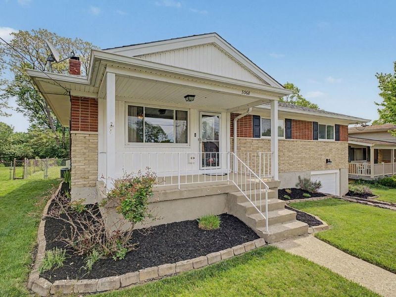 3368 Glenmont Lane, Green Township, OH 45248 Photo 3