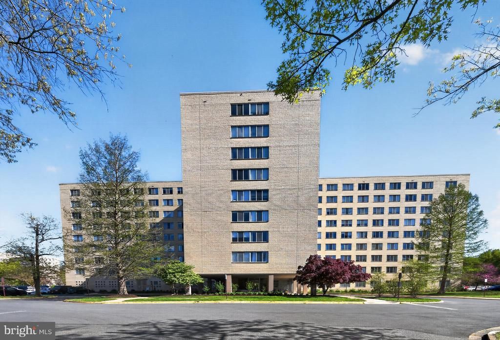 6641 Wakefield Drive , Unit 612, Alexandria, VA 22307 Main Photo