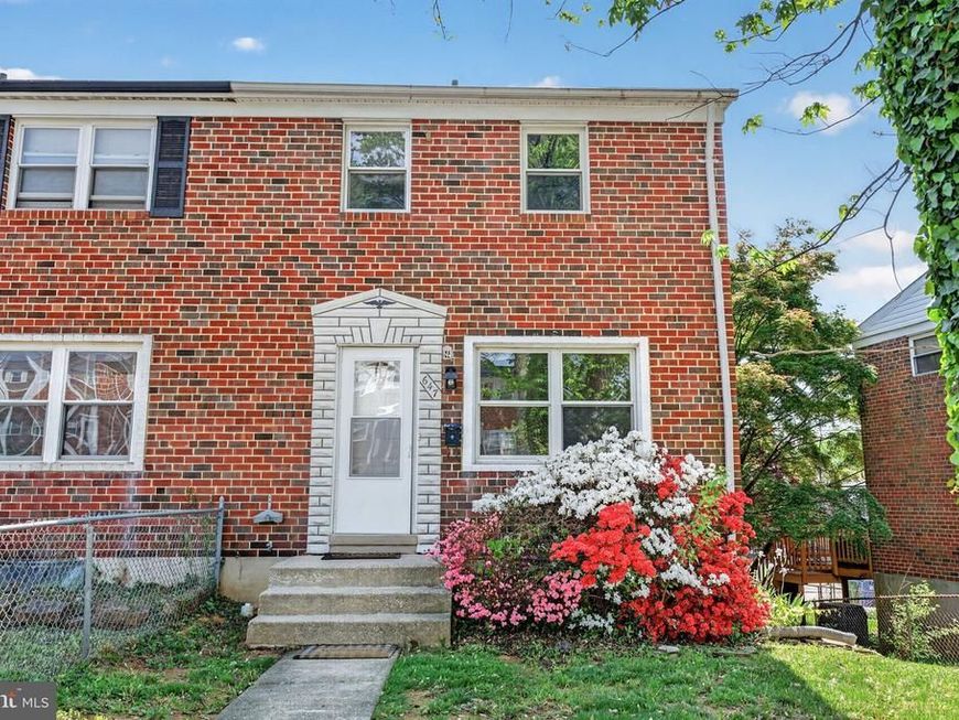 647 Charraway Road, Baltimore, MD 21229 Main Photo