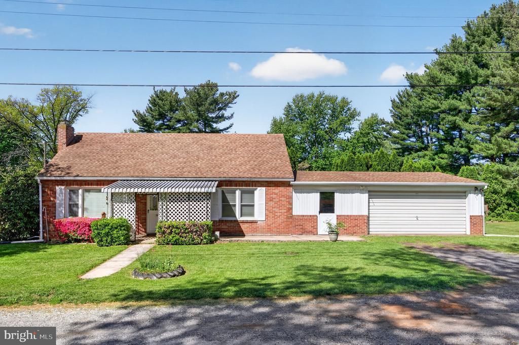 2398 Arlington Street, York, PA 17402 Main Photo