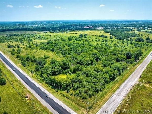 891 W Allen Road , Tahlequah, OK 74464