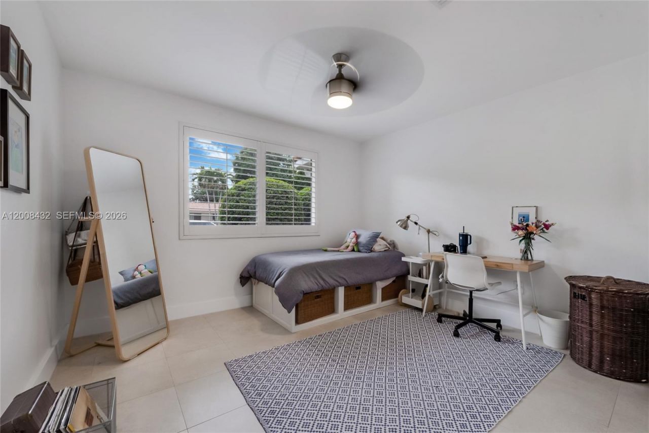 5715 SW 56th Ter, Miami, FL 33143 Photo