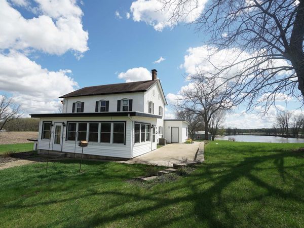 1473 N Heine Road, FREEPORT, IL 61032