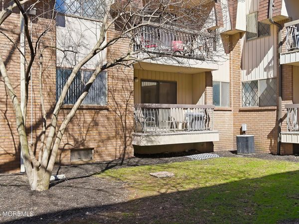 1190 W Saint Georges Avenue, Unit A19, Linden City, NJ 07036