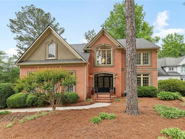11070 Pennbrooke Crossing, Johns Creek, GA 30097