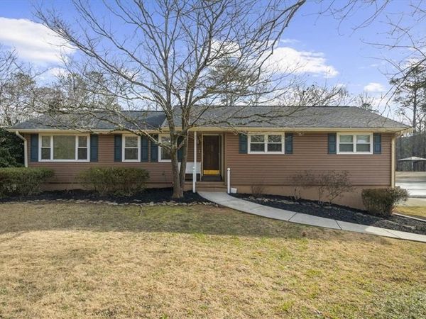 513 Rivercrest Drive , Woodstock, GA 30188