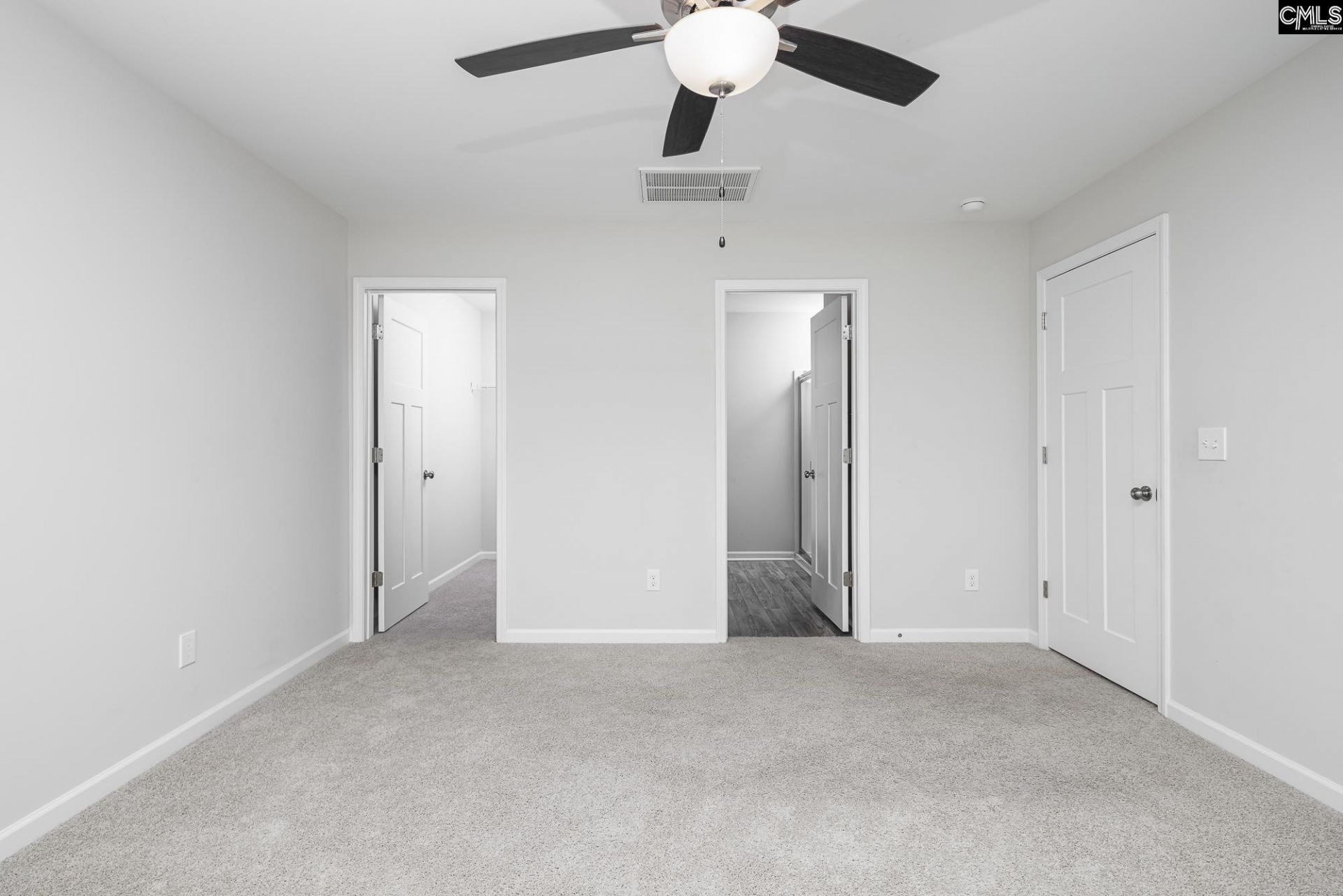 1114 Crescent Moon Loop  Photo 13