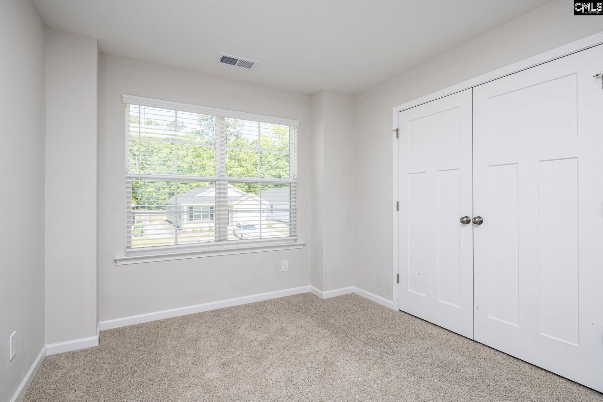 1114 Crescent Moon Loop  Photo 18