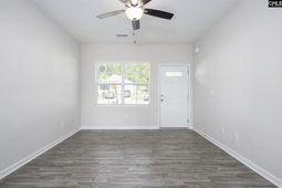 1114 Crescent Moon Loop  photo 4