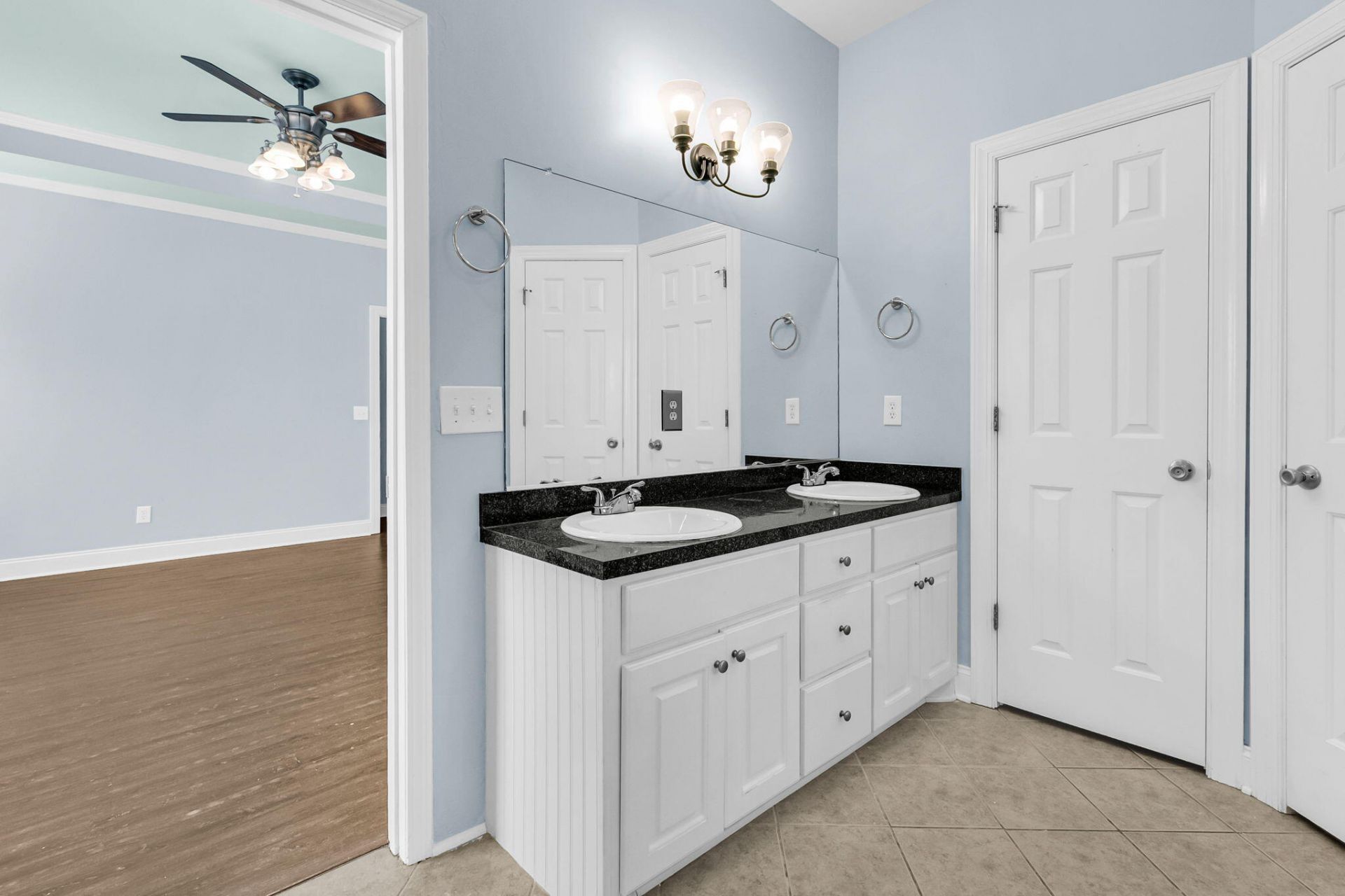 7744 Fayetteville Road Photo 14