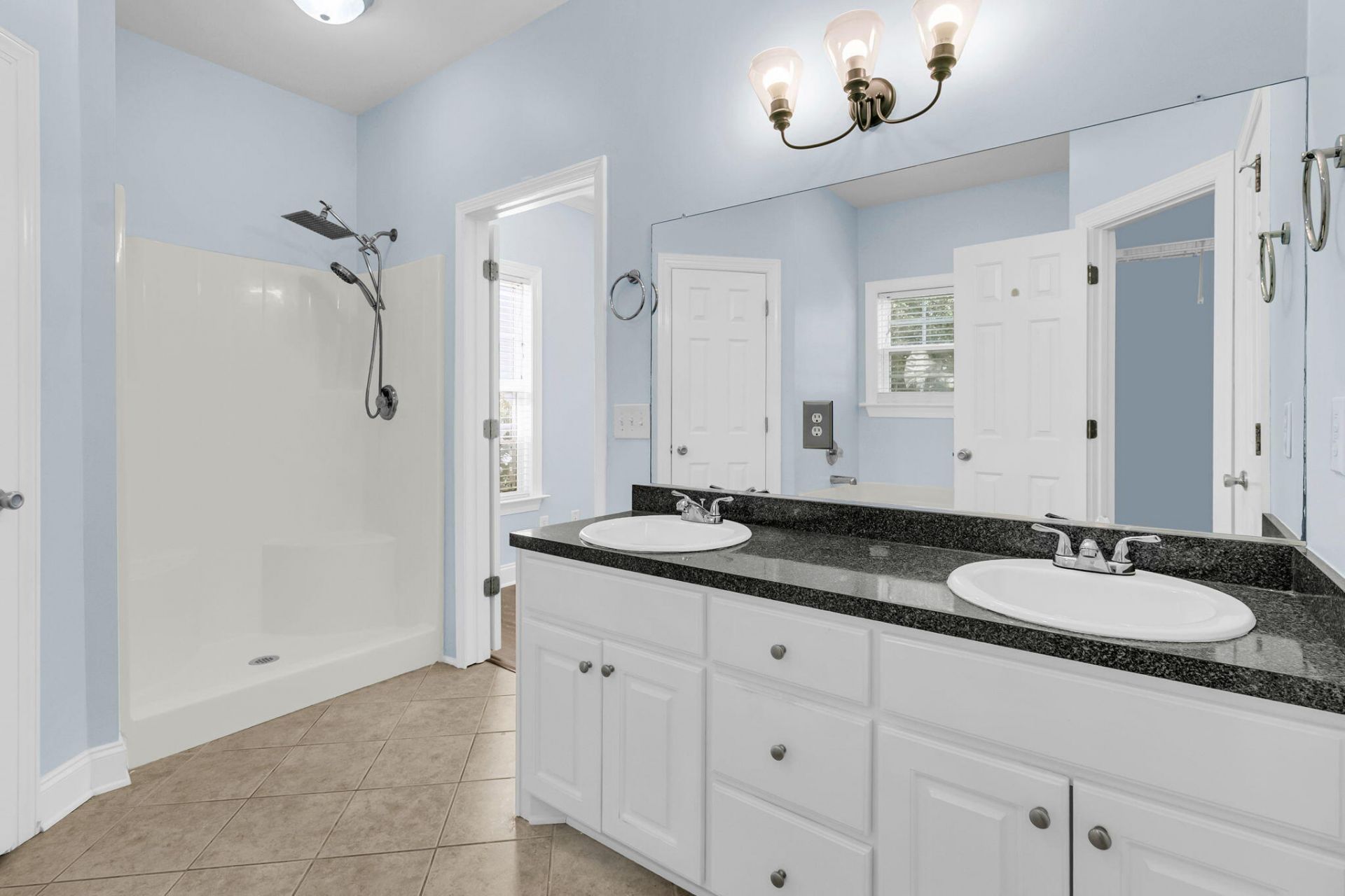 7744 Fayetteville Road Photo 16