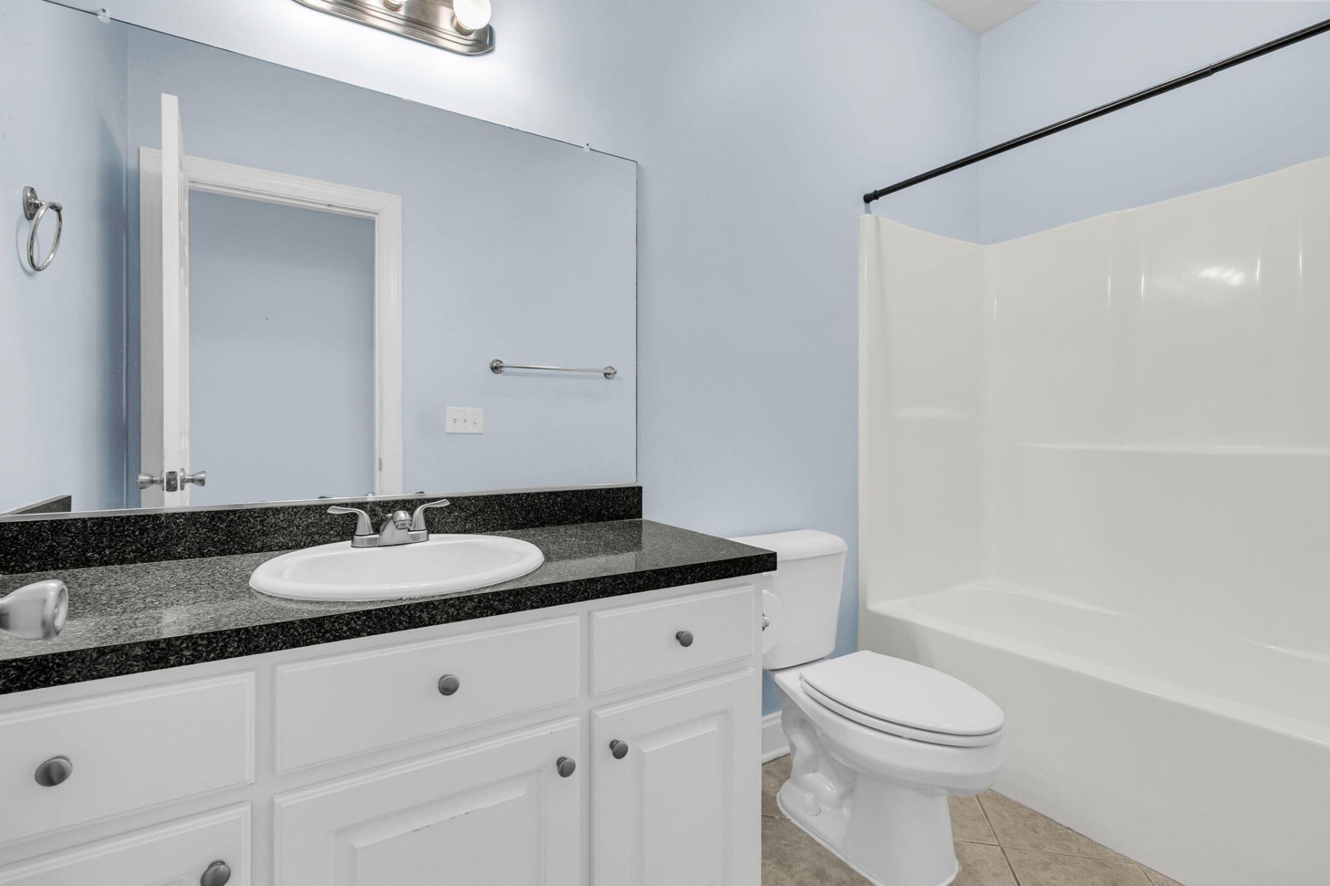 7744 Fayetteville Road Photo 23