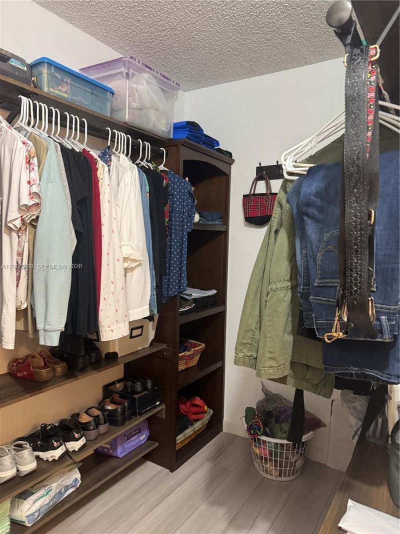 471 NE 210th Circle Ter , Unit 103, Miami, FL 33179 Photo