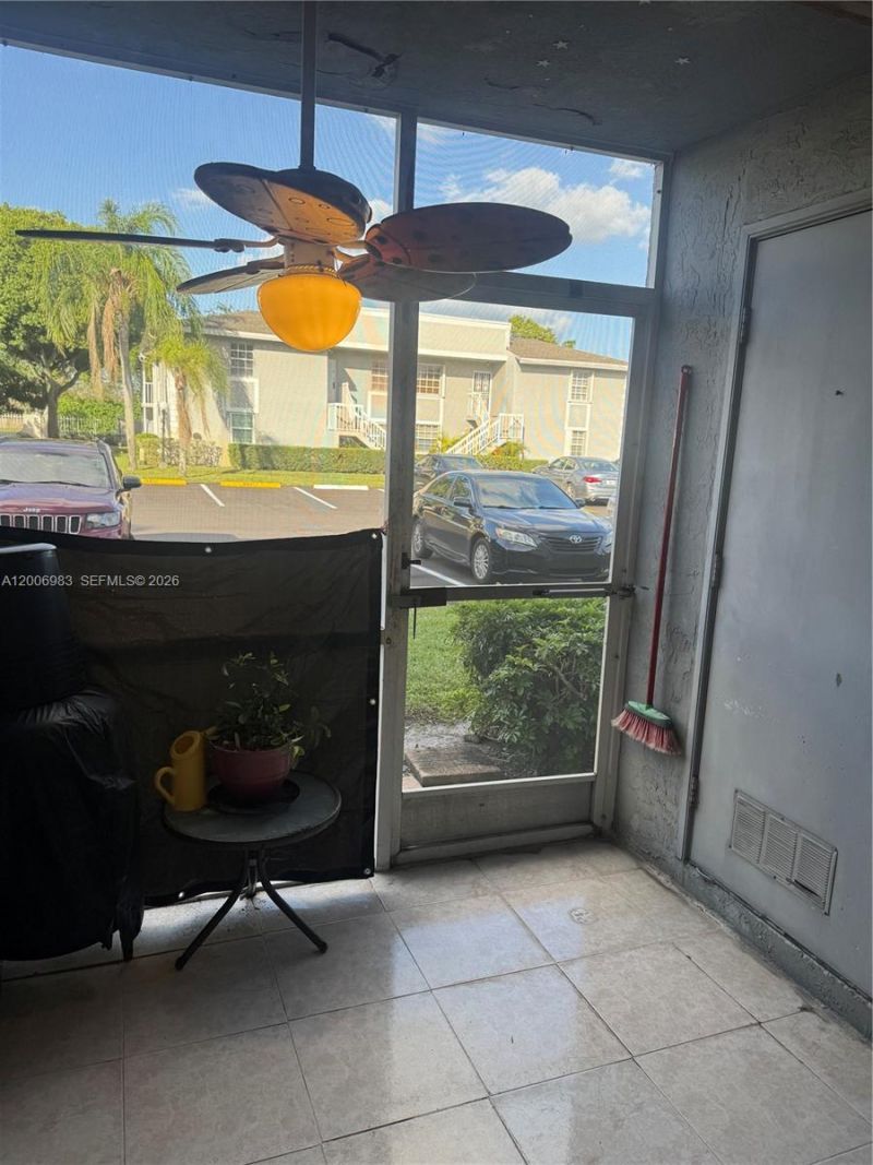 471 NE 210th Circle Ter , Unit 103, Miami, FL 33179 Photo